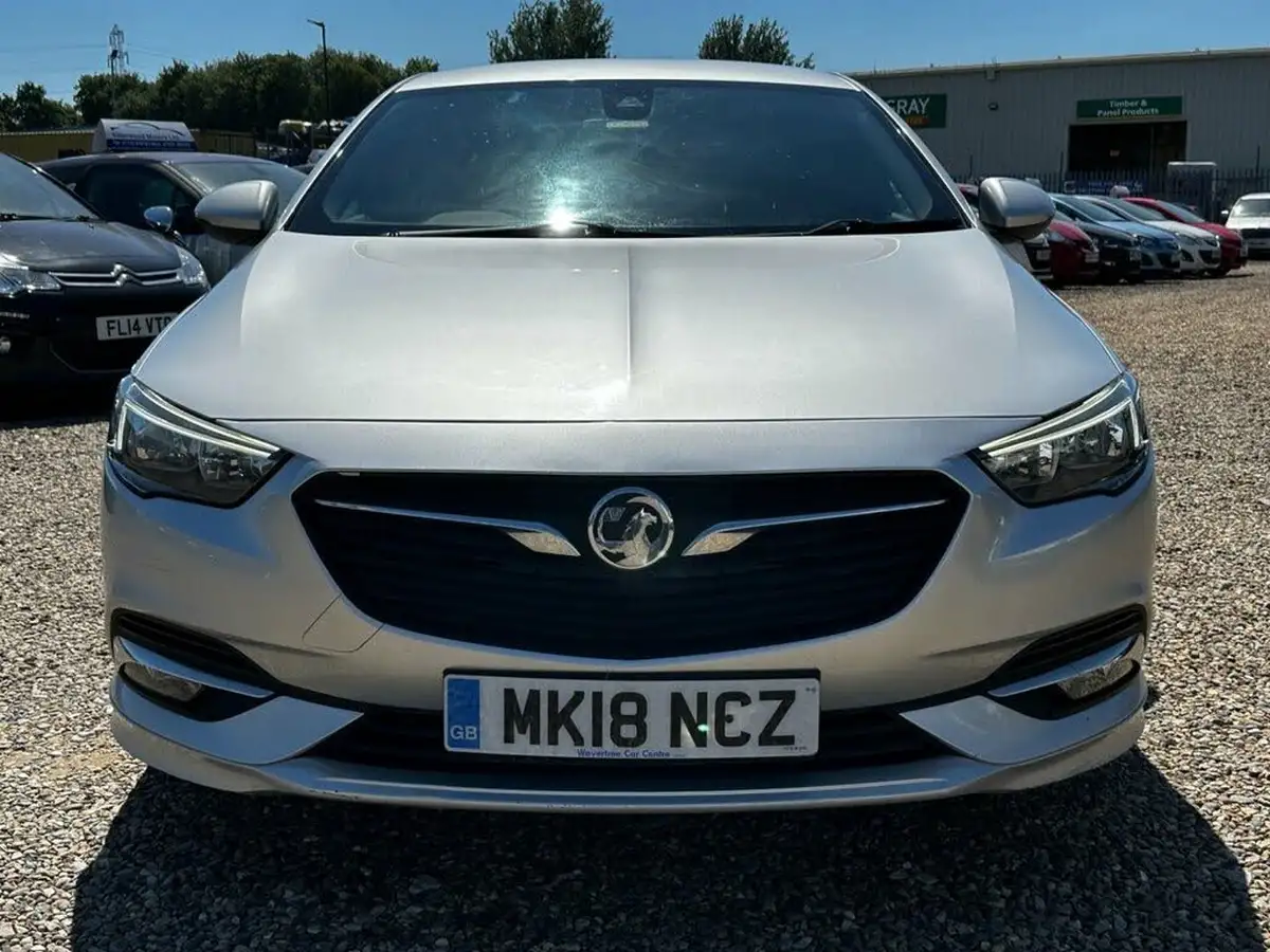2018-vauxhall-insignia-grand-sport-20td-sri-vx-line-nav-big-41