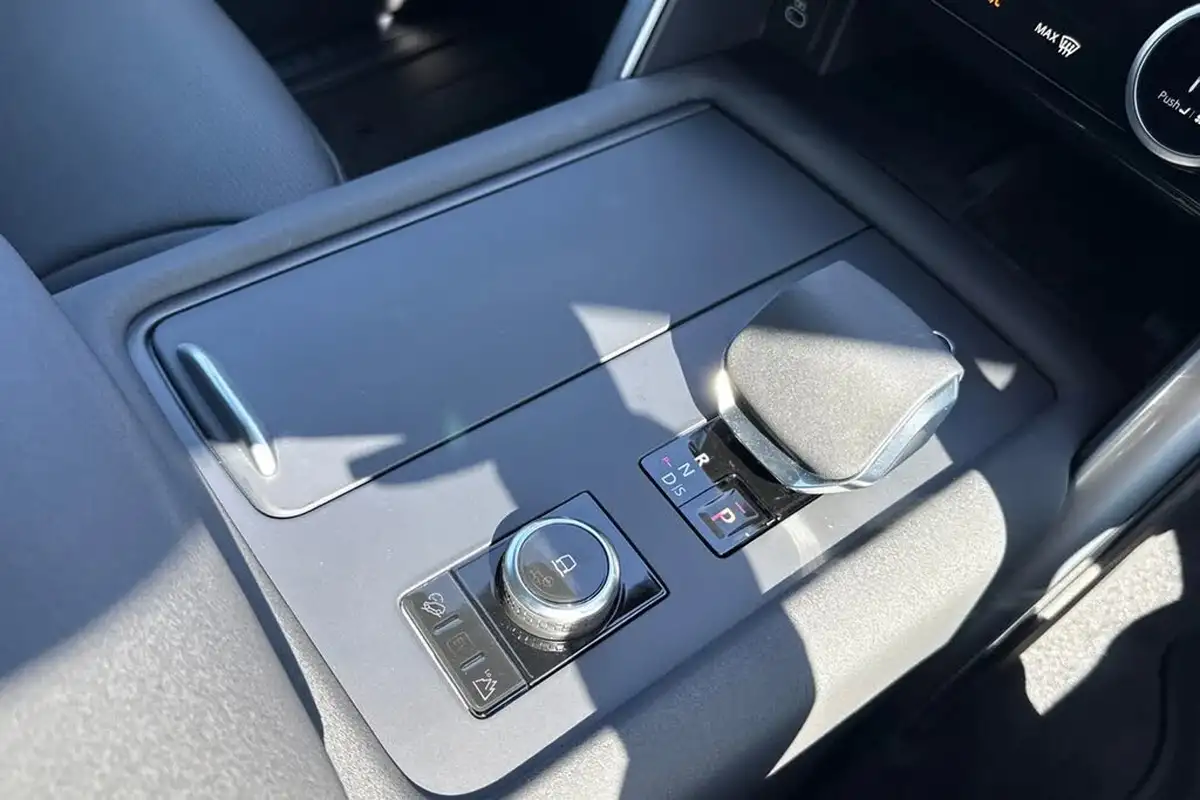 2025-land-rover-discovery-30-d350-commercial-dynamic-hse-big-12