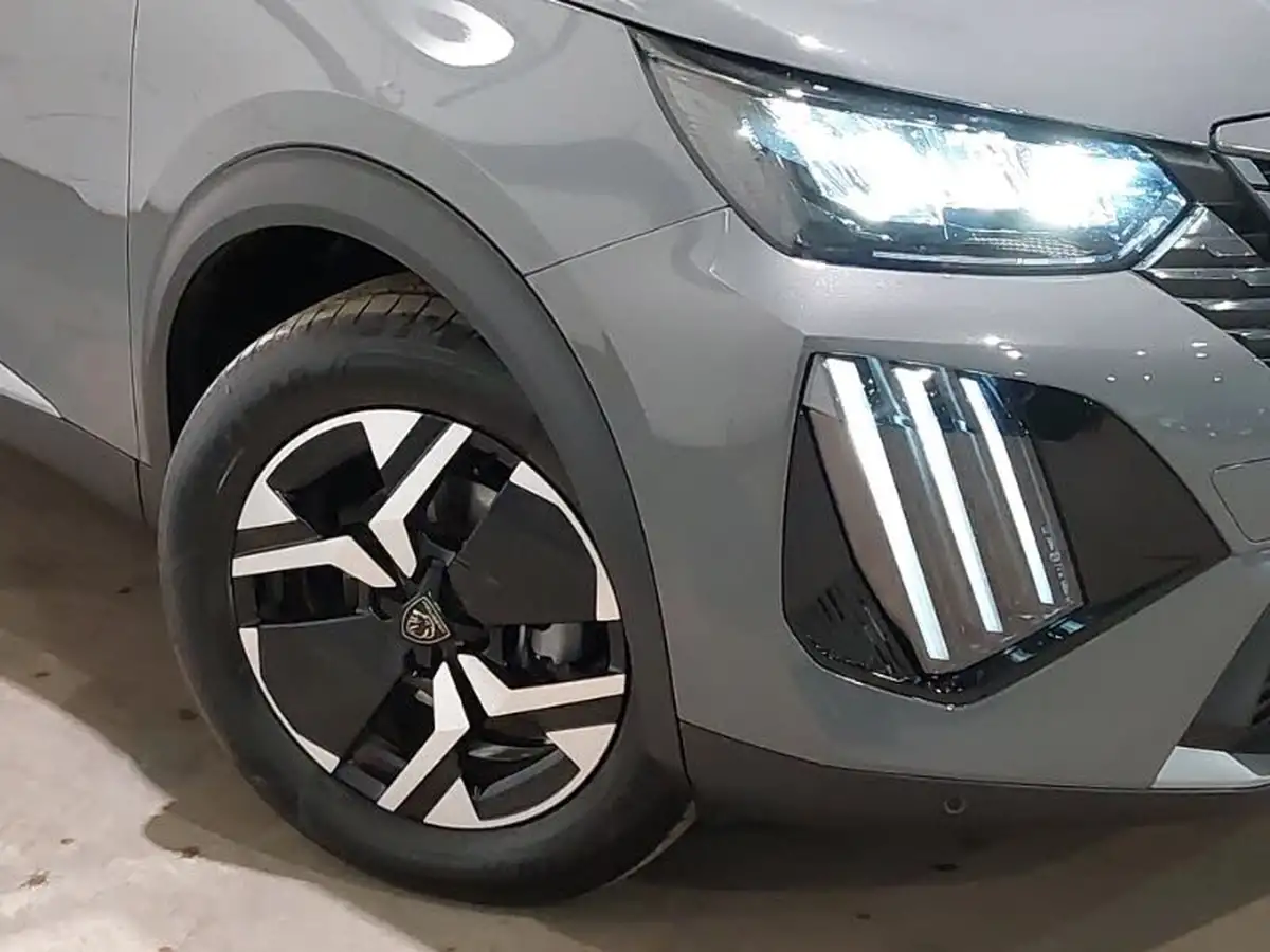 2024-peugeot-2008-suv-12-puretech-allure-130ps-big-8