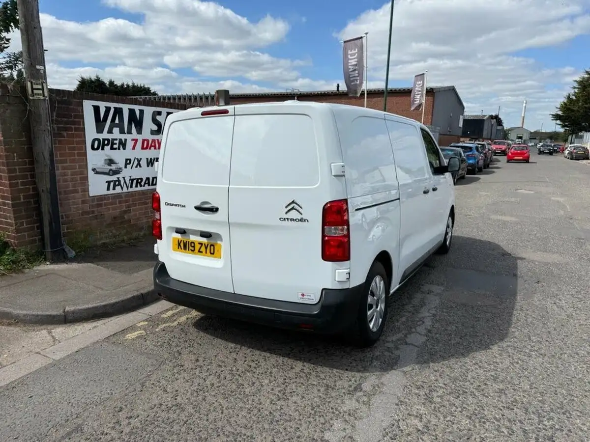 2019-citroen-dispatch-16bluehdi-x-m-1000-115pseu6-ss-big-8