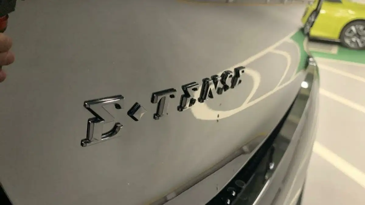 2024-ds-ds-4-e-tense-performance-line-nav-big-50
