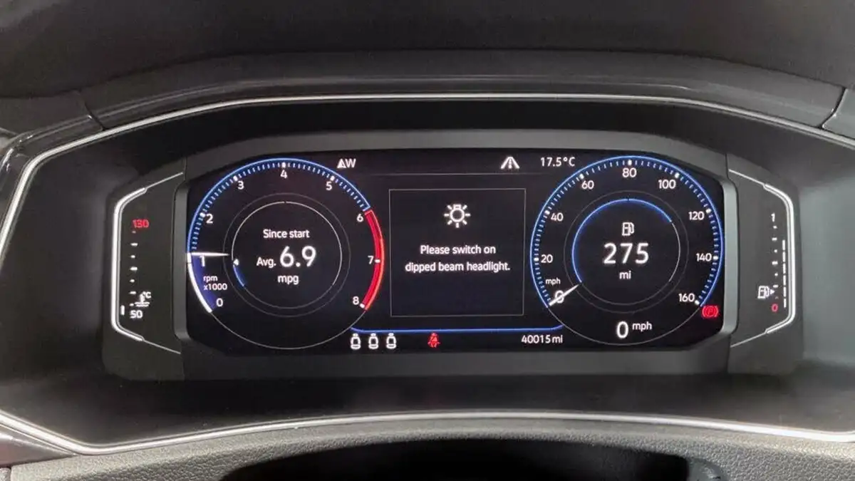 2018-volkswagen-t-roc-15-tsi-sel-ss-big-6