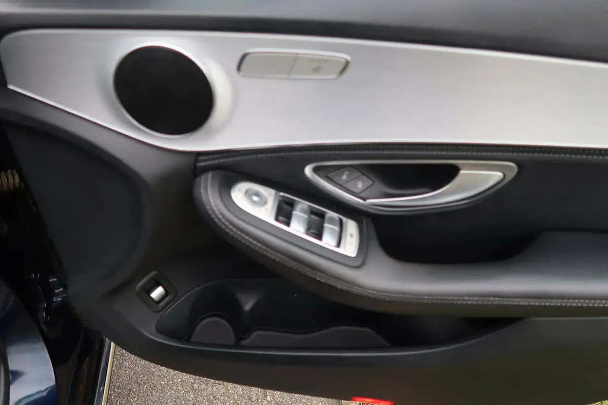 2015-mercedes-benz-c-class-21cdi-c220-sport-ss-saloon-4d-7g-tronic-plus-big-29