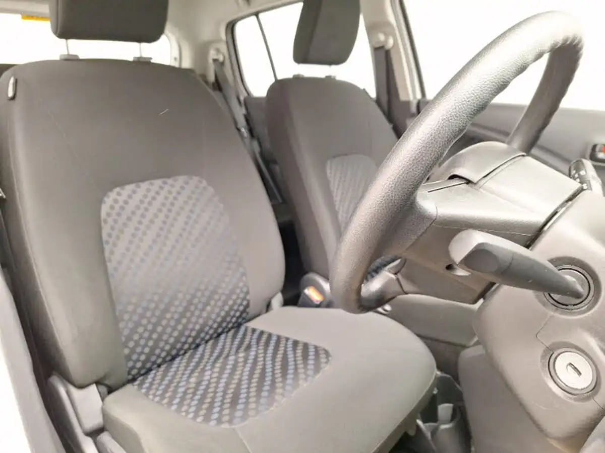 2016-suzuki-celerio-10-sz4-ags-big-11