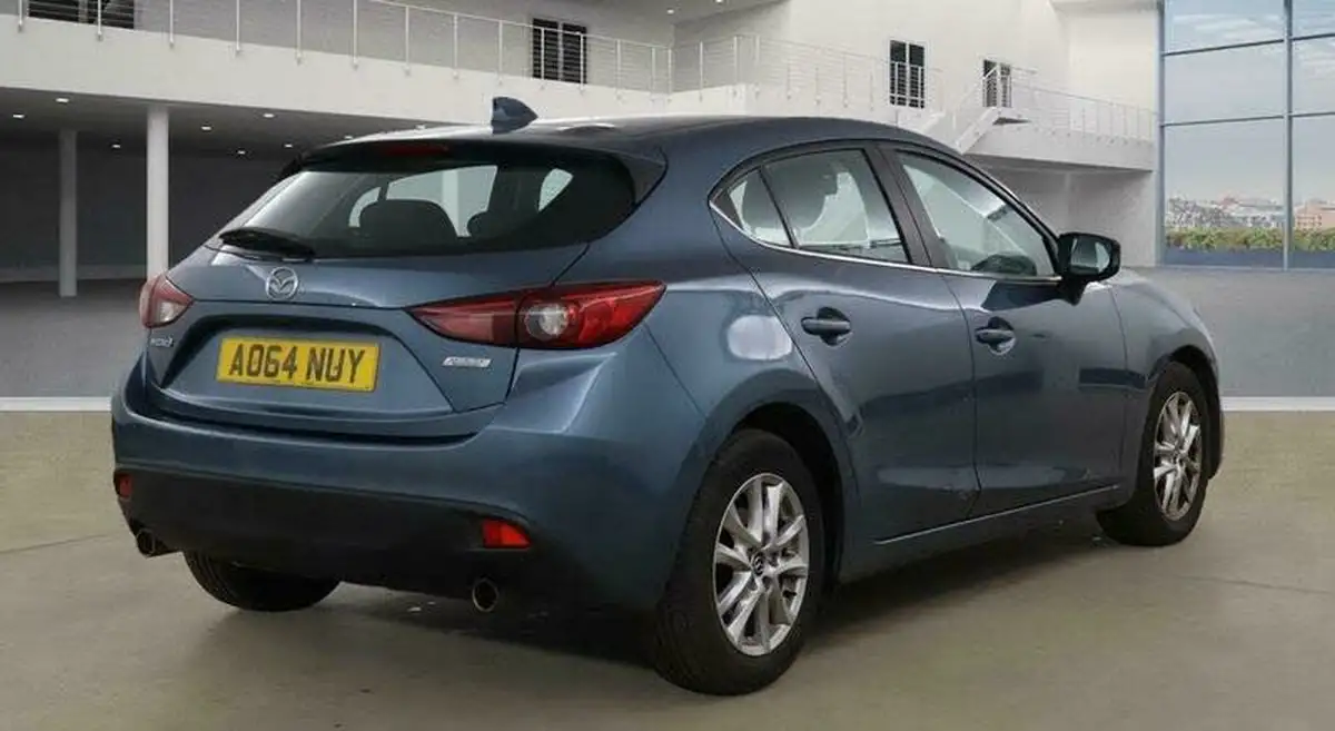 2014-mazda-mazda3-20-se-hatchback-5d-auto-big-3