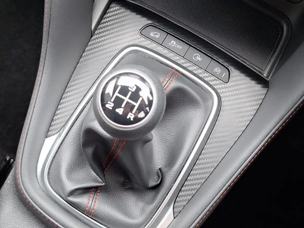 2024-mg-zs-suv-15-vti-tech-exclusive-big-15