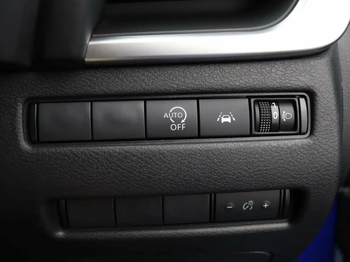 2023-nissan-qashqai-13-dig-t-acenta-premium-140ps-big-42