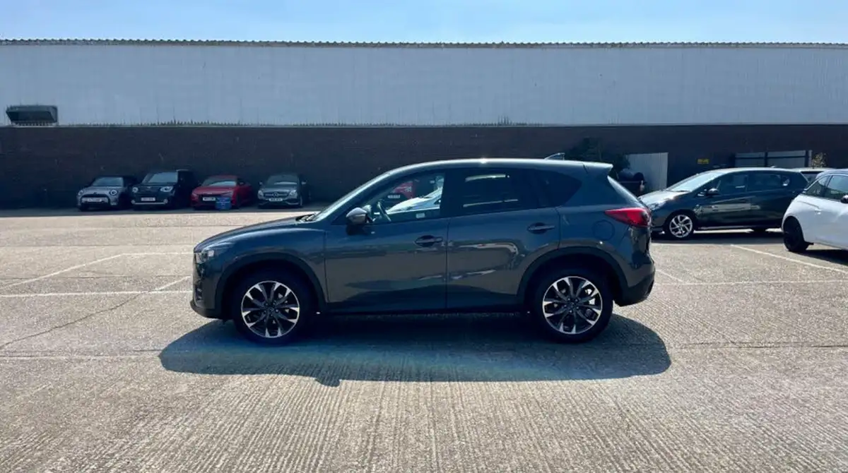 2017-mazda-cx-5-20-sport-nav-big-10
