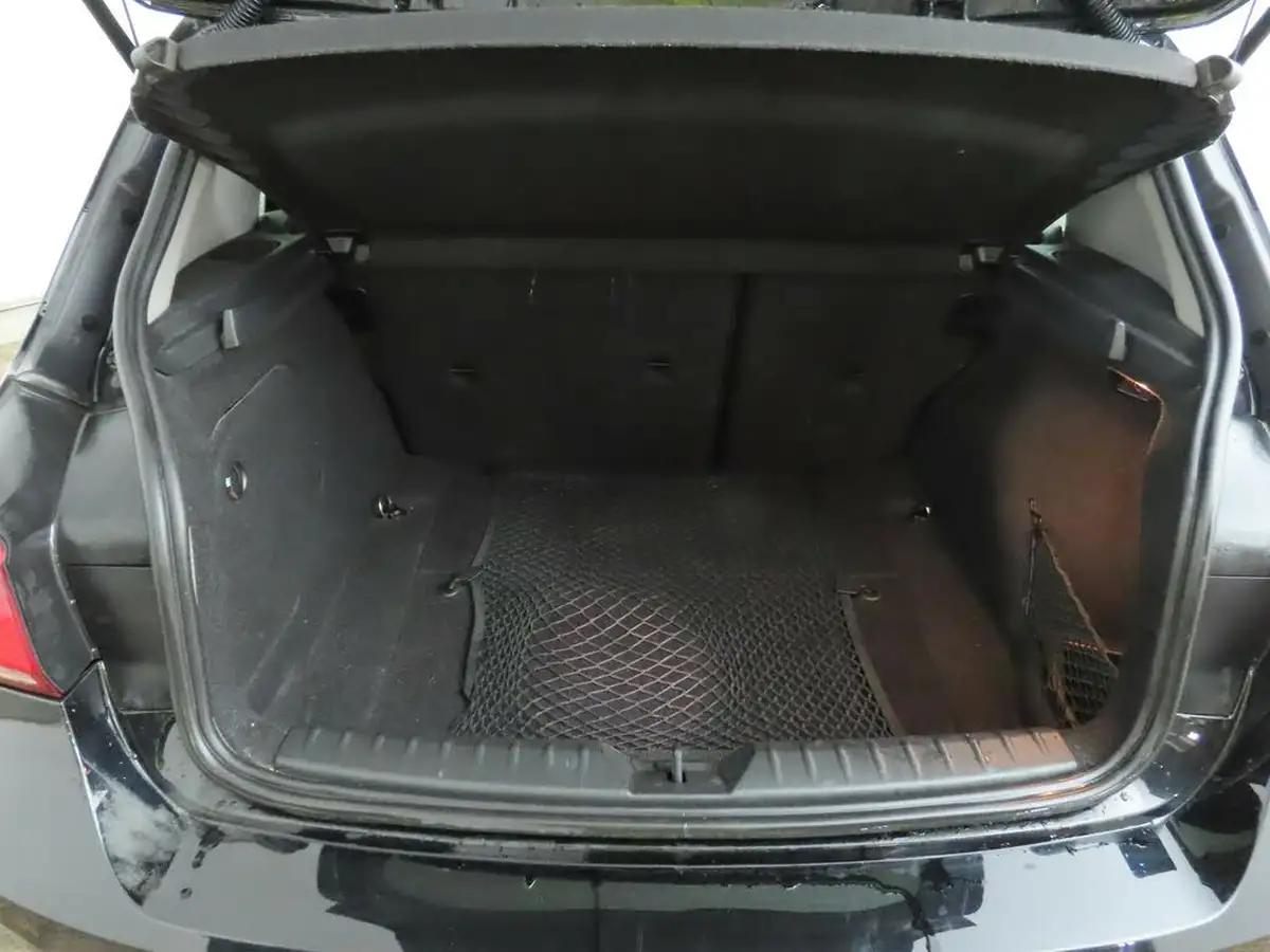 2016-bmw-1-series-big-7