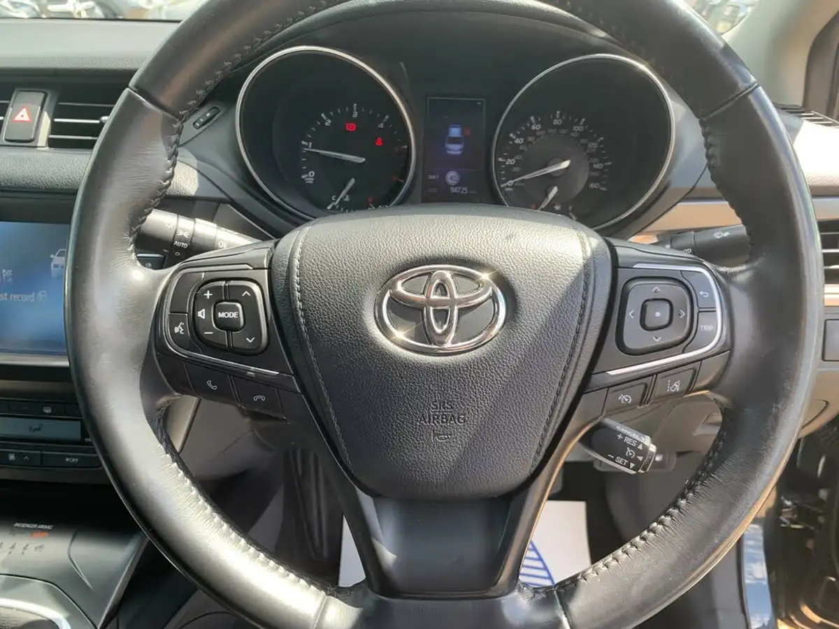 2017-toyota-avensis-20d-4d-business-edition-plus-saloon-4d-big-14