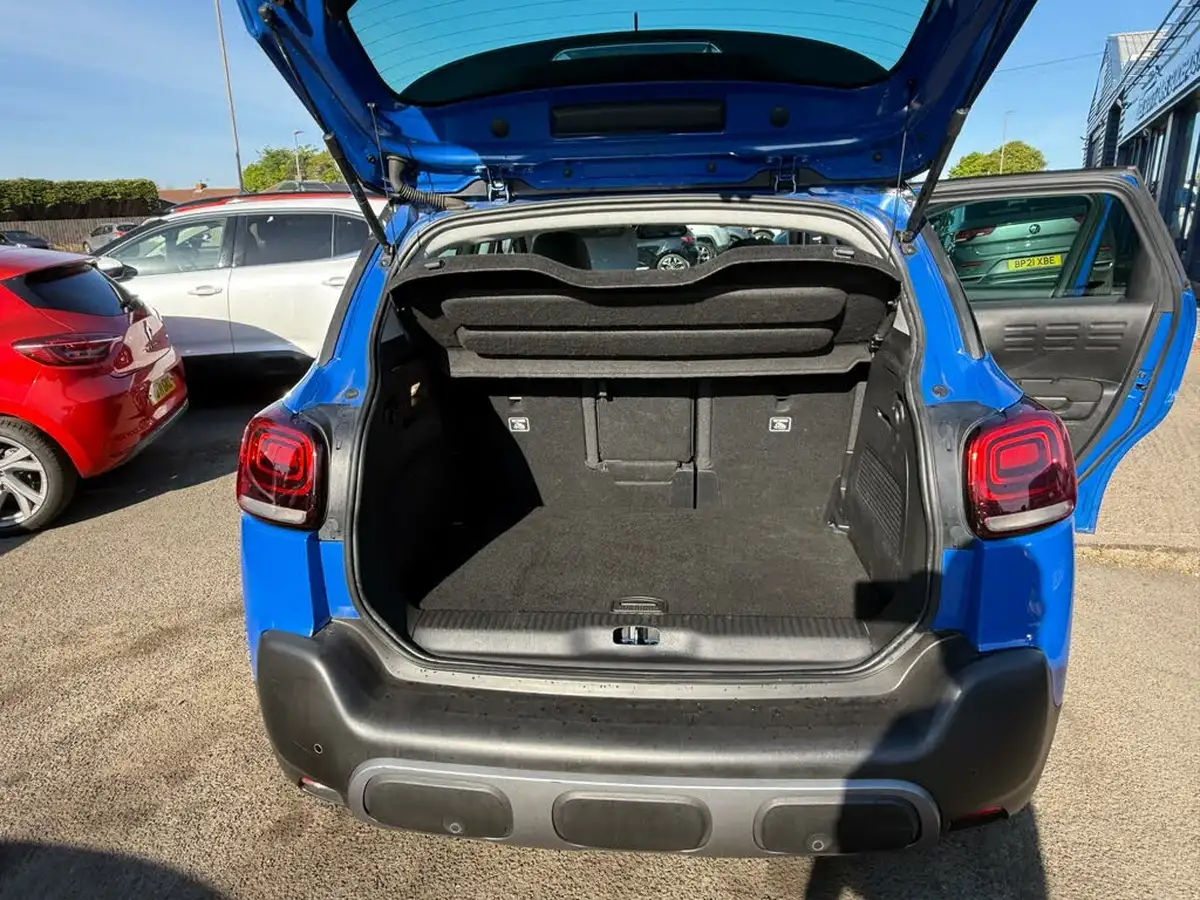 2022-citroen-c3-aircross-12-puretech-shine-plus-110ps-big-15