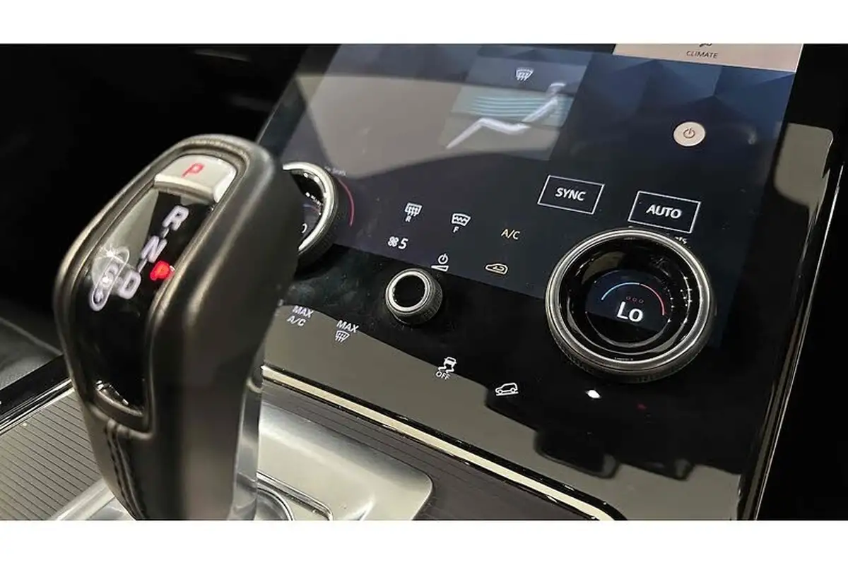 2021-land-rover-range-rover-evoque-15-p300e-r-dynamic-se-big-51