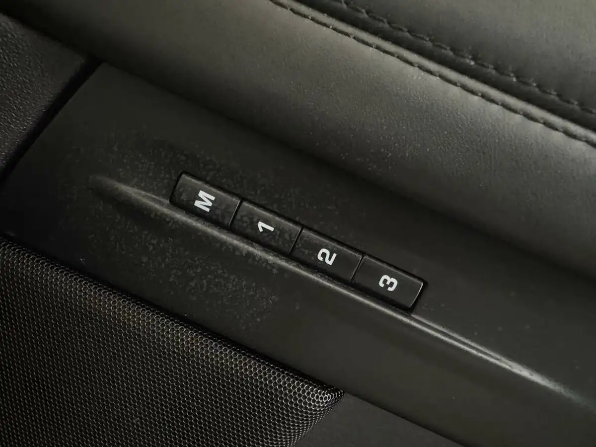 2021-land-rover-range-rover-evoque-20-p250-r-dynamic-hse-big-15