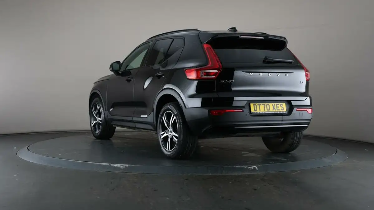 2021-volvo-xc40-15-t3-r-design-163bhp-big-67