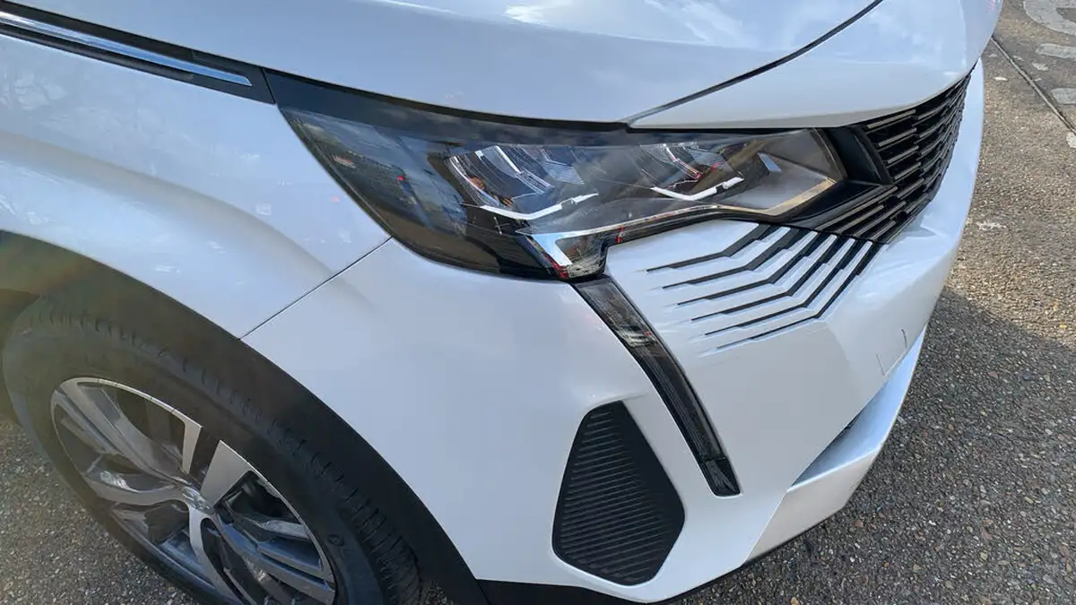 2023-peugeot-3008-suv-15-bluehdi-active-premium-eat8-big-45