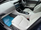 2019-jaguar-xe-20i-portfolio-200ps-small-16