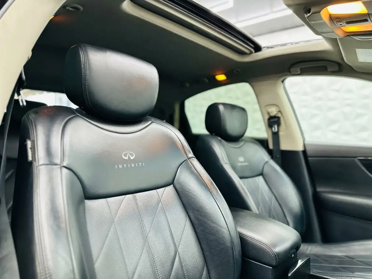 2014-infiniti-qx70-30td-gt-big-20