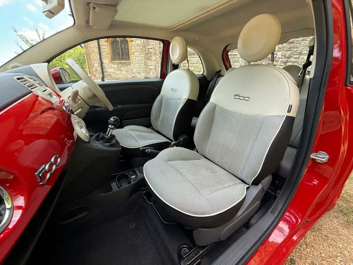 2015-fiat-500-12-lounge-ss-big-22