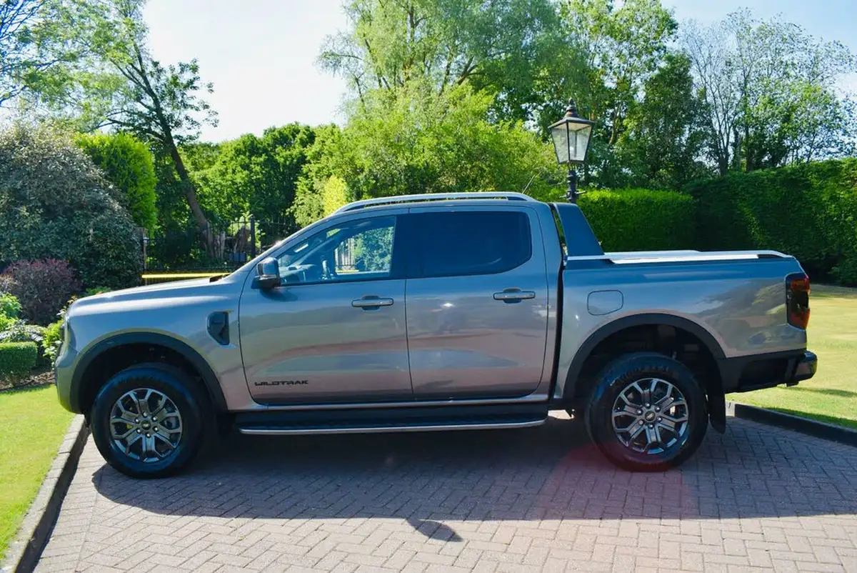 2024-ford-ranger-20-ecoblue-wildtrak-double-cab-205pseu6d-big-2