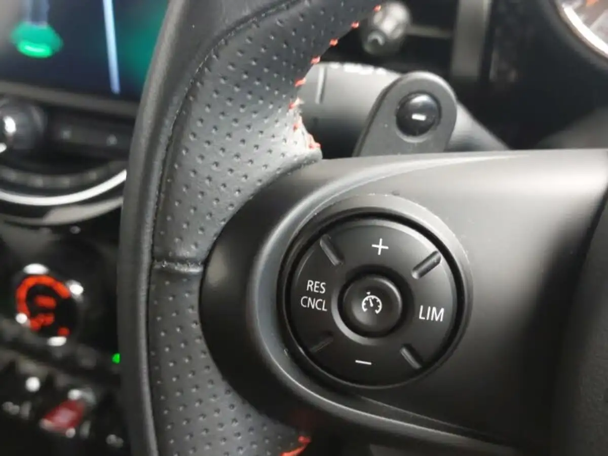 2020-mini-cooper-20-cooper-s-sport-189bhp-hatchback-3d-auto-big-17