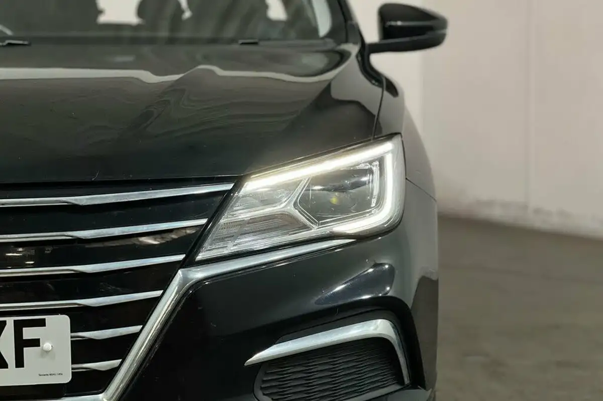 2021-mg-mg5-e-exclusive-ev-long-range-big-15