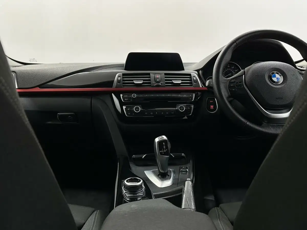 2017-bmw-3-series-20td-318d-sport-touring-5d-auto-big-17
