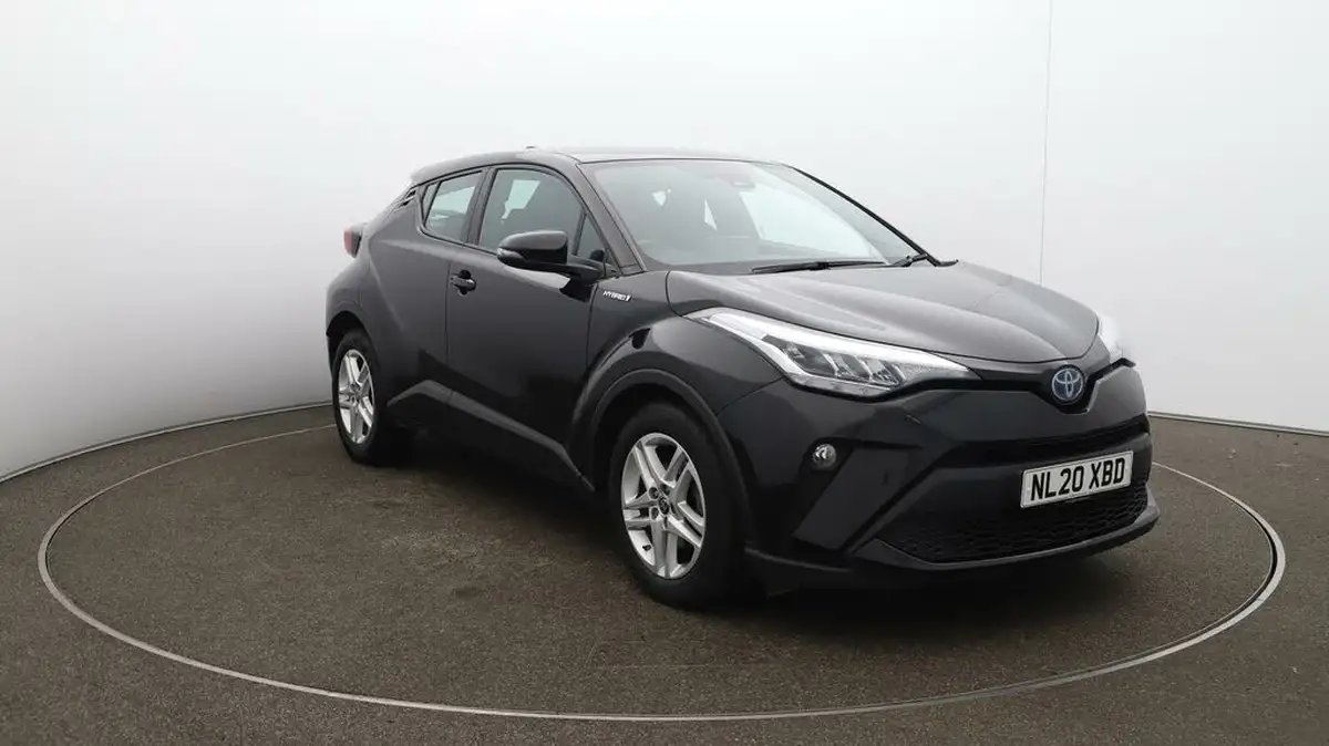 2020-toyota-c-hr-18-vvt-i-icon-parking-pack-big-36