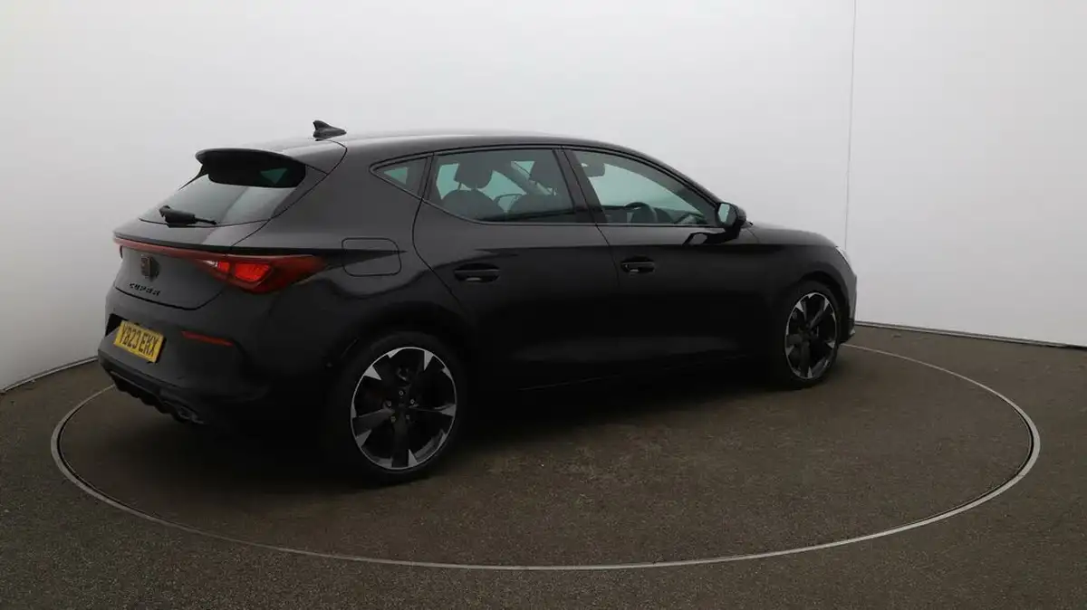 2023-cupra-leon-nf-15-etsi-v1-hatchback-big-44