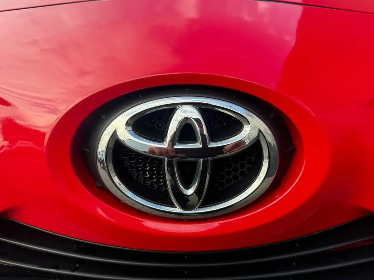 2020-toyota-aygo-10-vvt-i-x-play-big-15