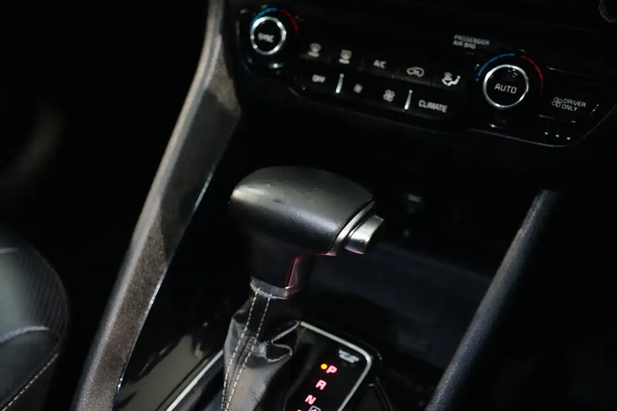 2020-kia-niro-16-gdi-4-big-46