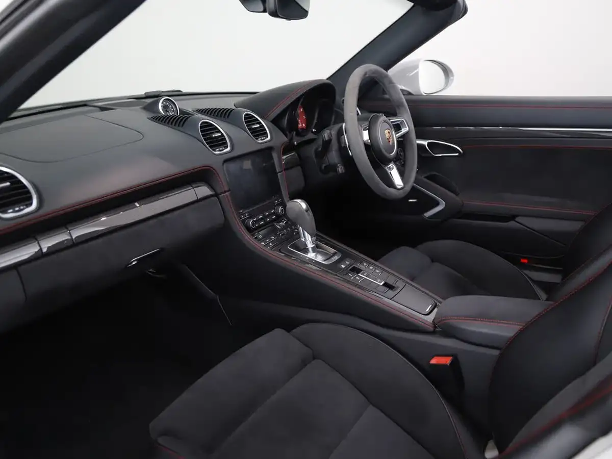 2019-porsche-boxster-718-25-boxster-gts-365ps-pdk-big-2