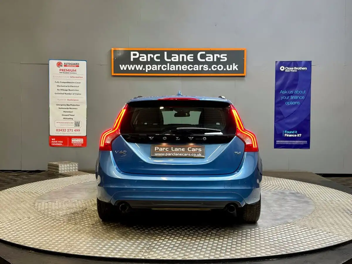 2016-volvo-v60-20-t4-business-edition-geartronic-big-3