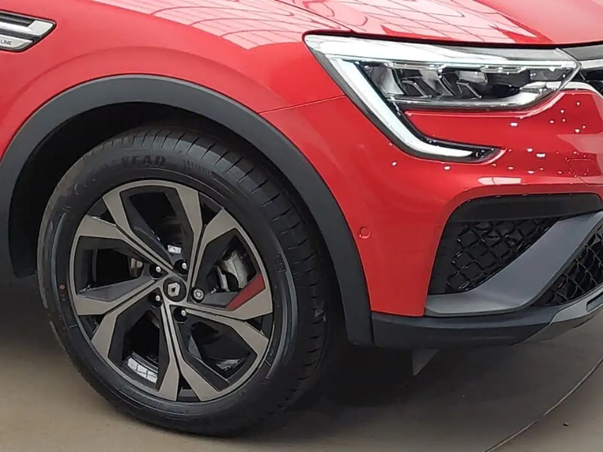 2022-renault-arkana-16-rs-line-big-8