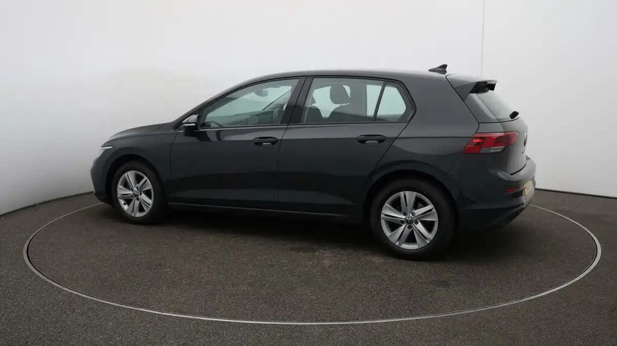 2022-volkswagen-golf-15-tsi-life-150ps-hatchback-big-46