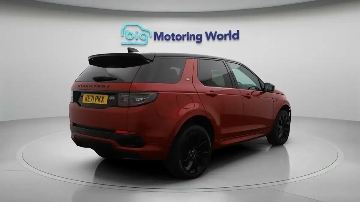 2021-land-rover-discovery-sport-20-d200-r-dynamic-hse-big-7
