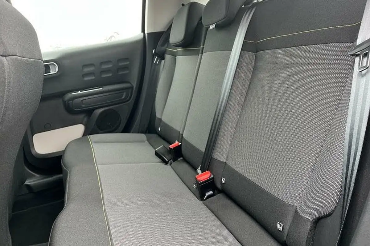 2021-citroen-c3-12-puretech-flair-83ps-big-19