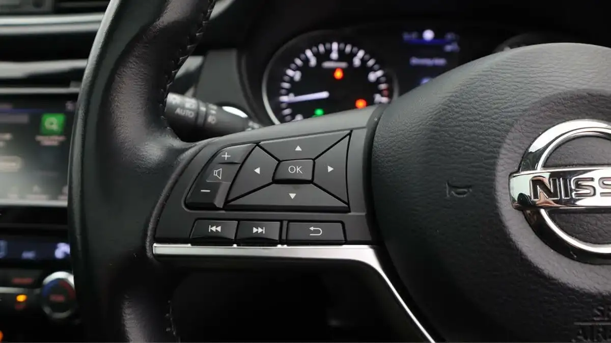 2019-nissan-qashqai-13-dig-t-n-connecta-140ps-big-25