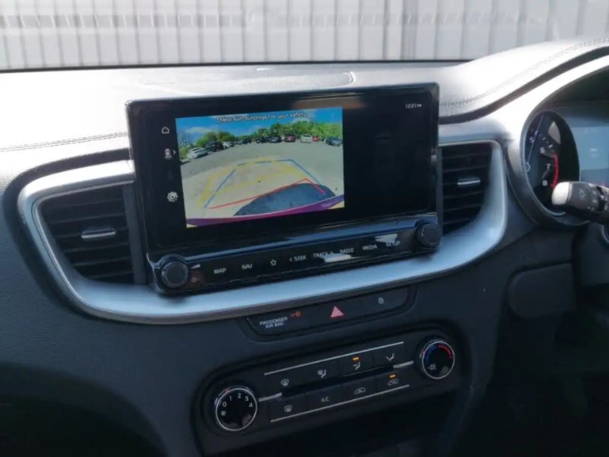 2024-kia-xceed-15-t-gdi-2-138bhp-big-10