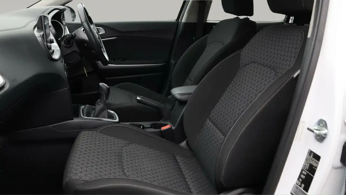 2021-kia-xceed-10-t-gdi-2-big-13