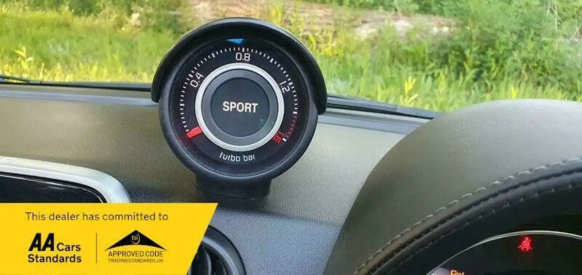 2018-abarth-595c-14-tjet-big-38