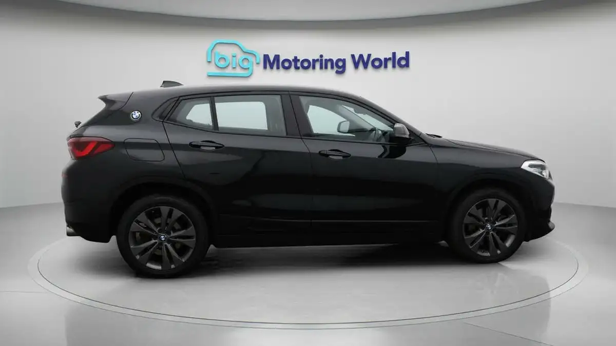 2021-bmw-x2-20-sdrive20i-sport-big-8