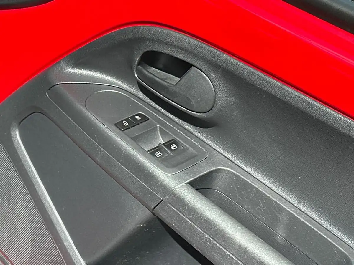 2021-skoda-citigo-e-se-big-18