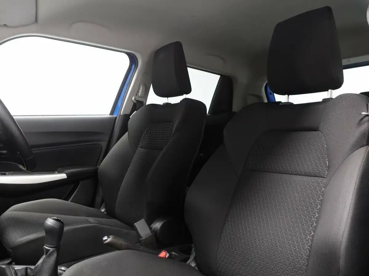 2021-suzuki-swift-12-dualjet-sz-l-big-14