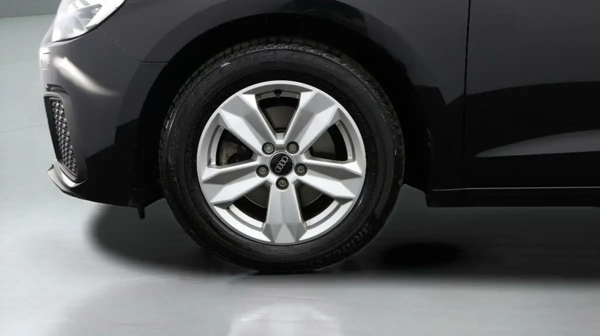 2022-audi-a1-10-30-tfsi-technik-big-17