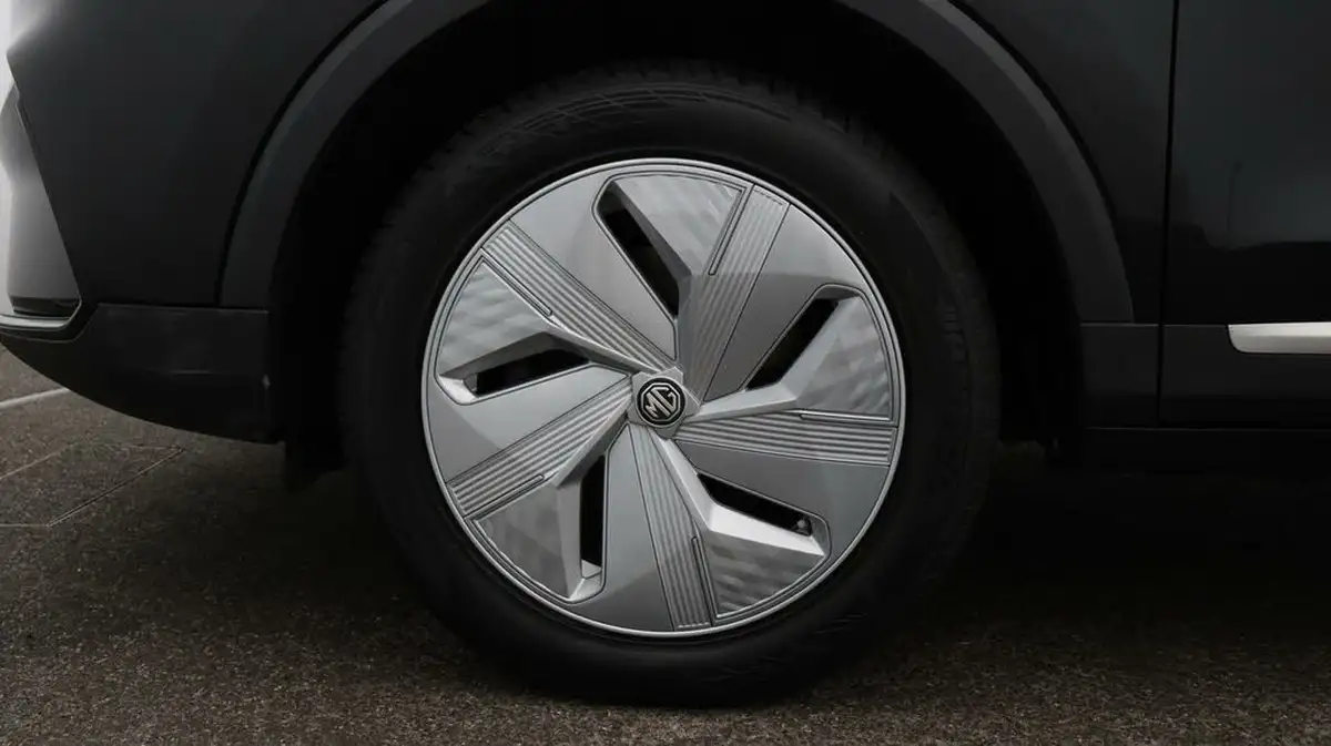 2022-mg-zs-suv-e-trophy-ev-176ps-big-18