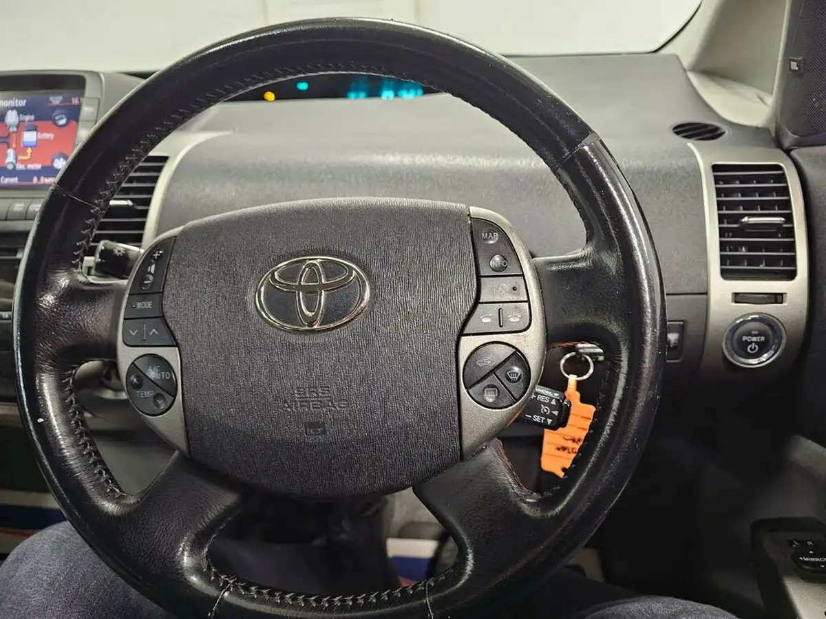 2008-toyota-prius-15-vvt-i-t-spirit-big-42