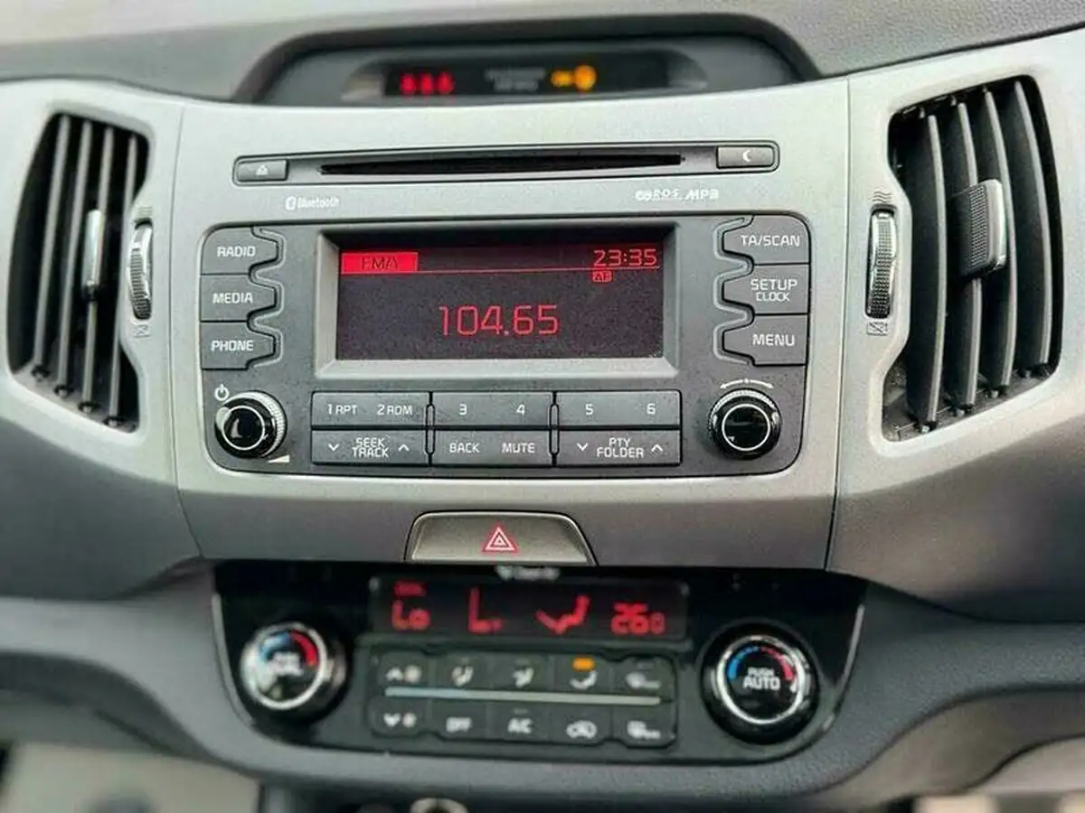 2016-kia-sportage-16-gdi-2-133bhp-big-38
