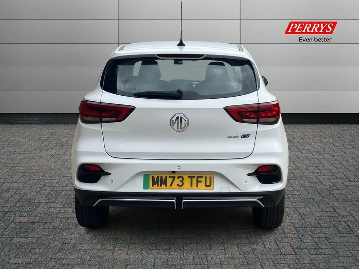 2023-mg-zs-suv-e-se-ev-176ps-big-4