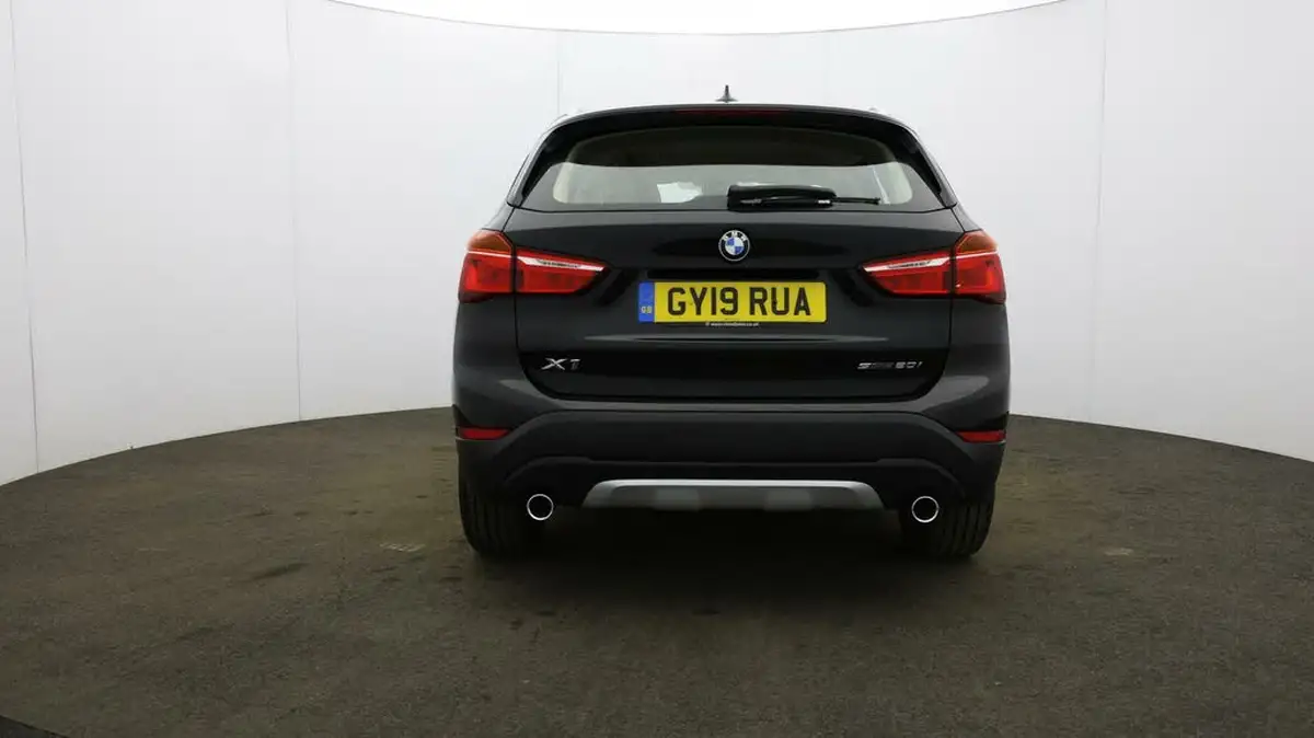 2019-bmw-x1-20-sdrive-20i-xline-sdrive-20i-big-61