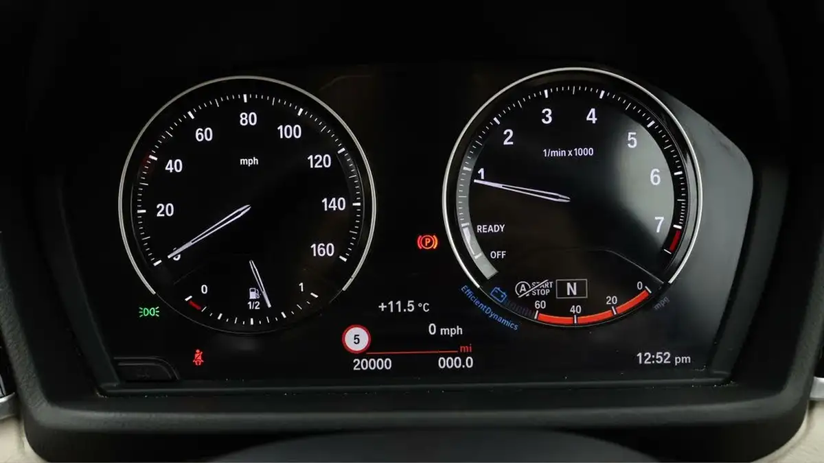 2019-bmw-x1-20-sdrive-20i-xline-sdrive-20i-big-9
